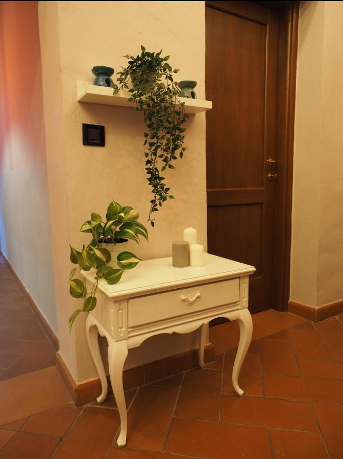 Il Nido Dell'Aquila By Francigenaapartments Siena Exterior photo